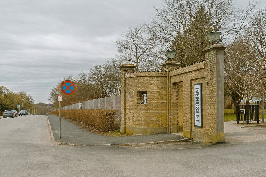 Katharina Ya, FÆNGSLET, 2025