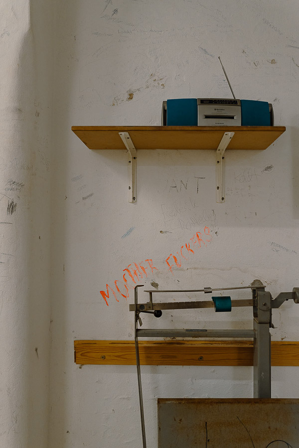 Katharina Ya, FÆNGSLET, 2025