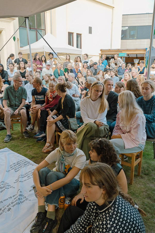 Katharina Ya, den turkise have 2025